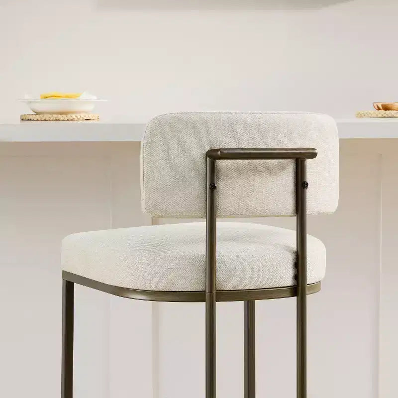 Tabouret de bar avec piètement en laiton