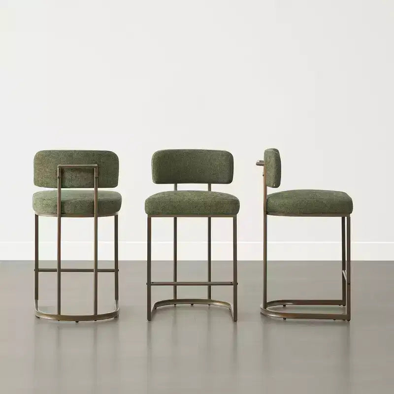 Tabouret de bar avec piètement en laiton