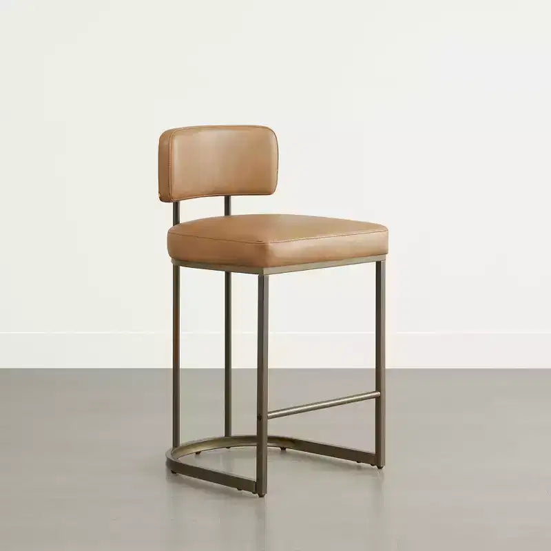 Tabouret de bar avec piètement en laiton