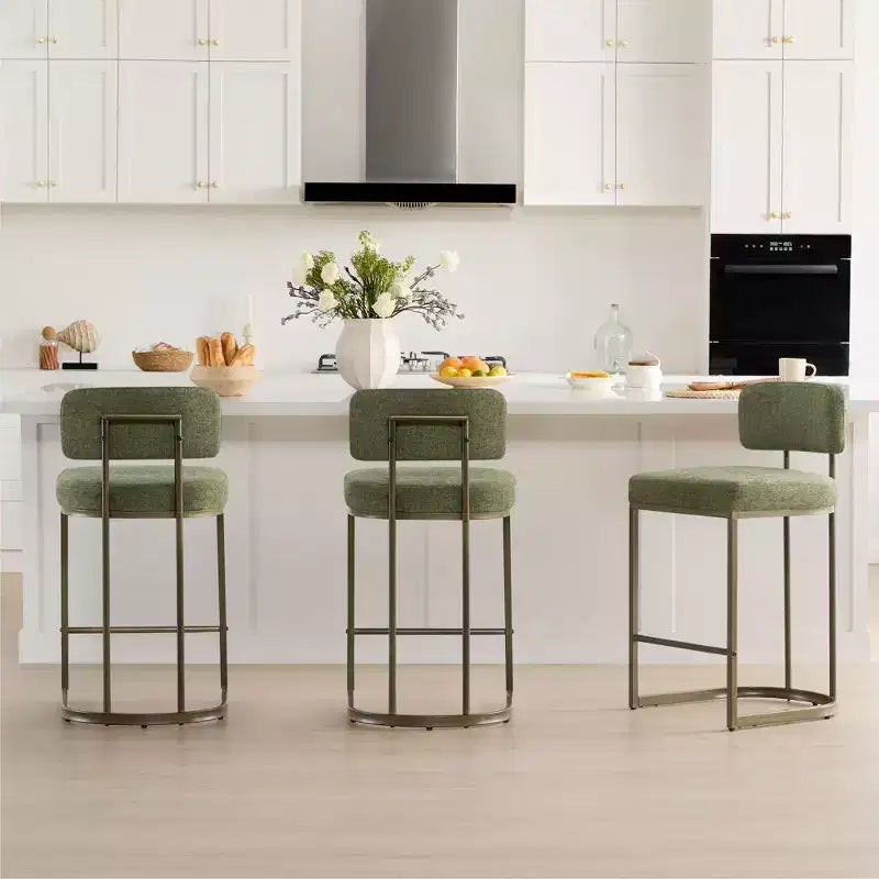 Tabouret de bar avec piètement en laiton