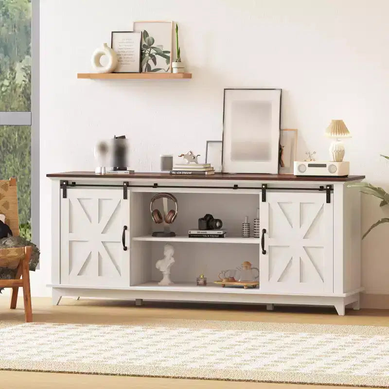 Meuble TV moderne en bois avec portes coulissantes de style grange
