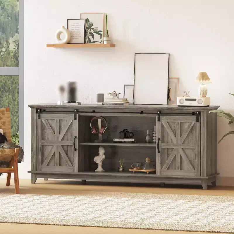 Meuble TV moderne en bois avec portes coulissantes de style grange