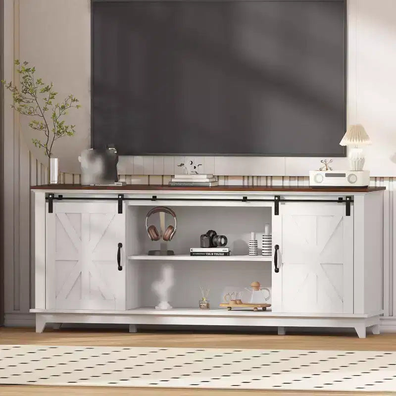 Meuble TV moderne en bois avec portes coulissantes de style grange
