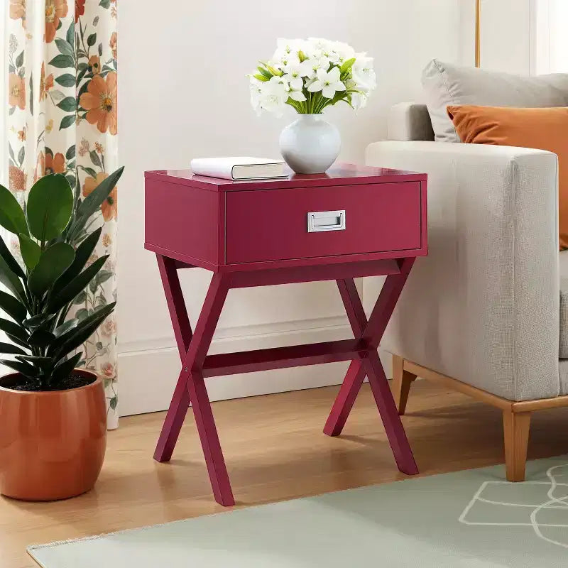 HomeStock Belmont End Table with Large Trunk Style Drawer and Smooth Top Surface, Modern Storage Accent Table with Concealed Space for Essentials